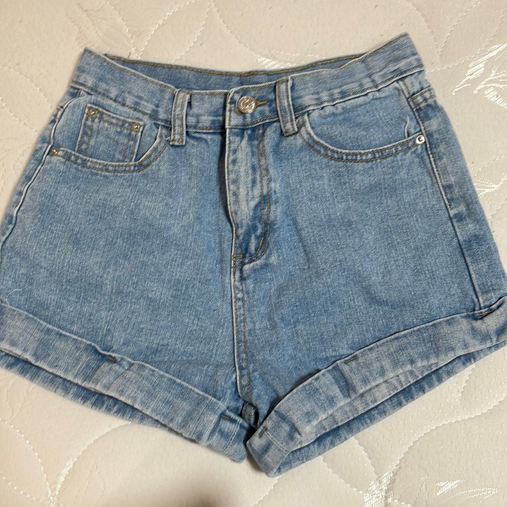 Washed blue denim short